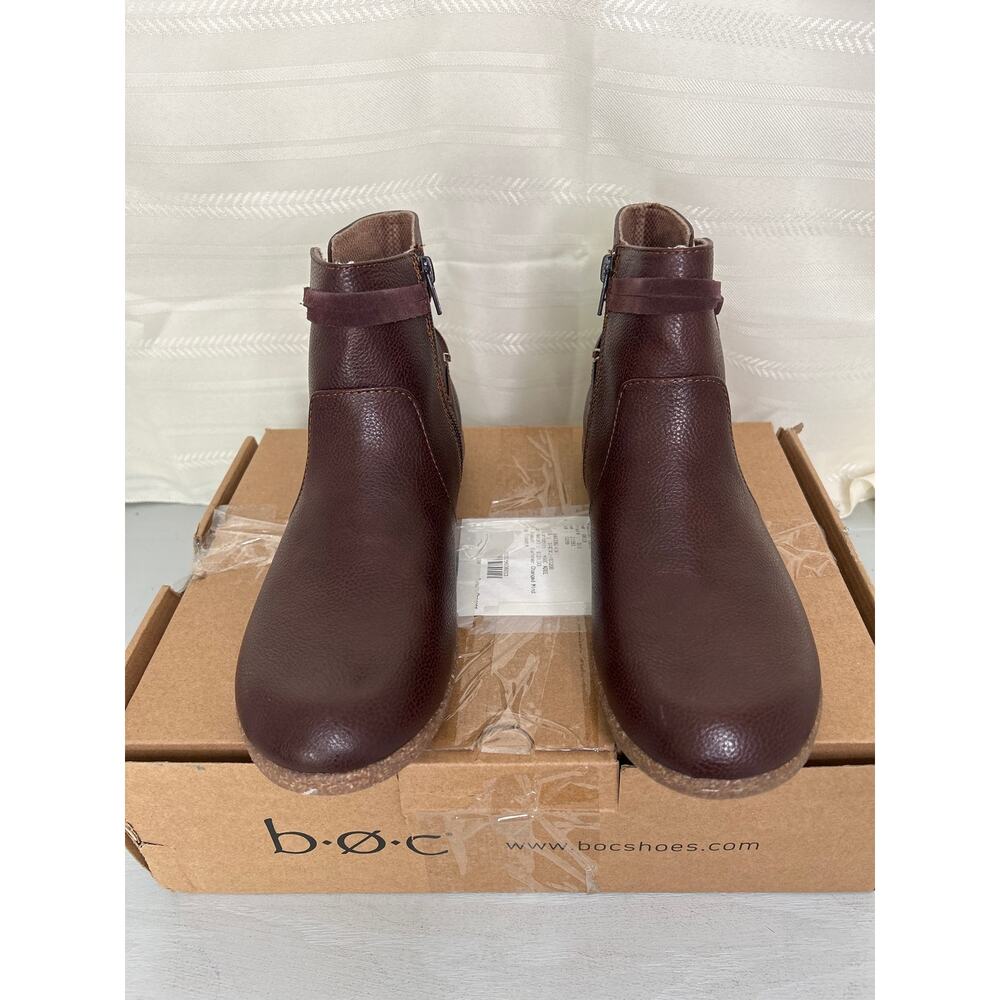 b.o.c. Addi French Ankle Boot Bootie Dark Brown Nubuck Size 8.5M - Picture 8 of 13
